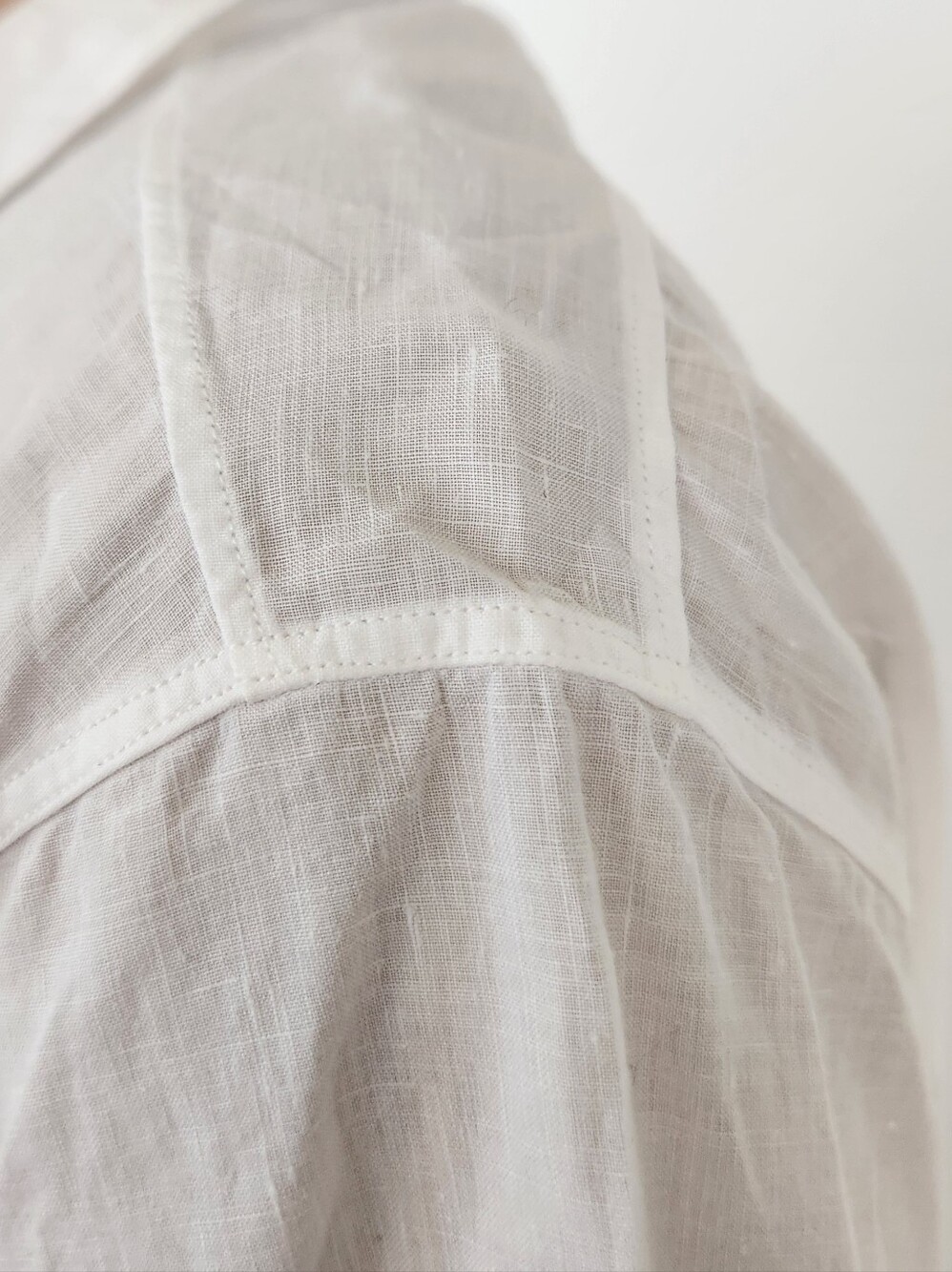 Kaval Linen Blouse - Picture 4 of 13